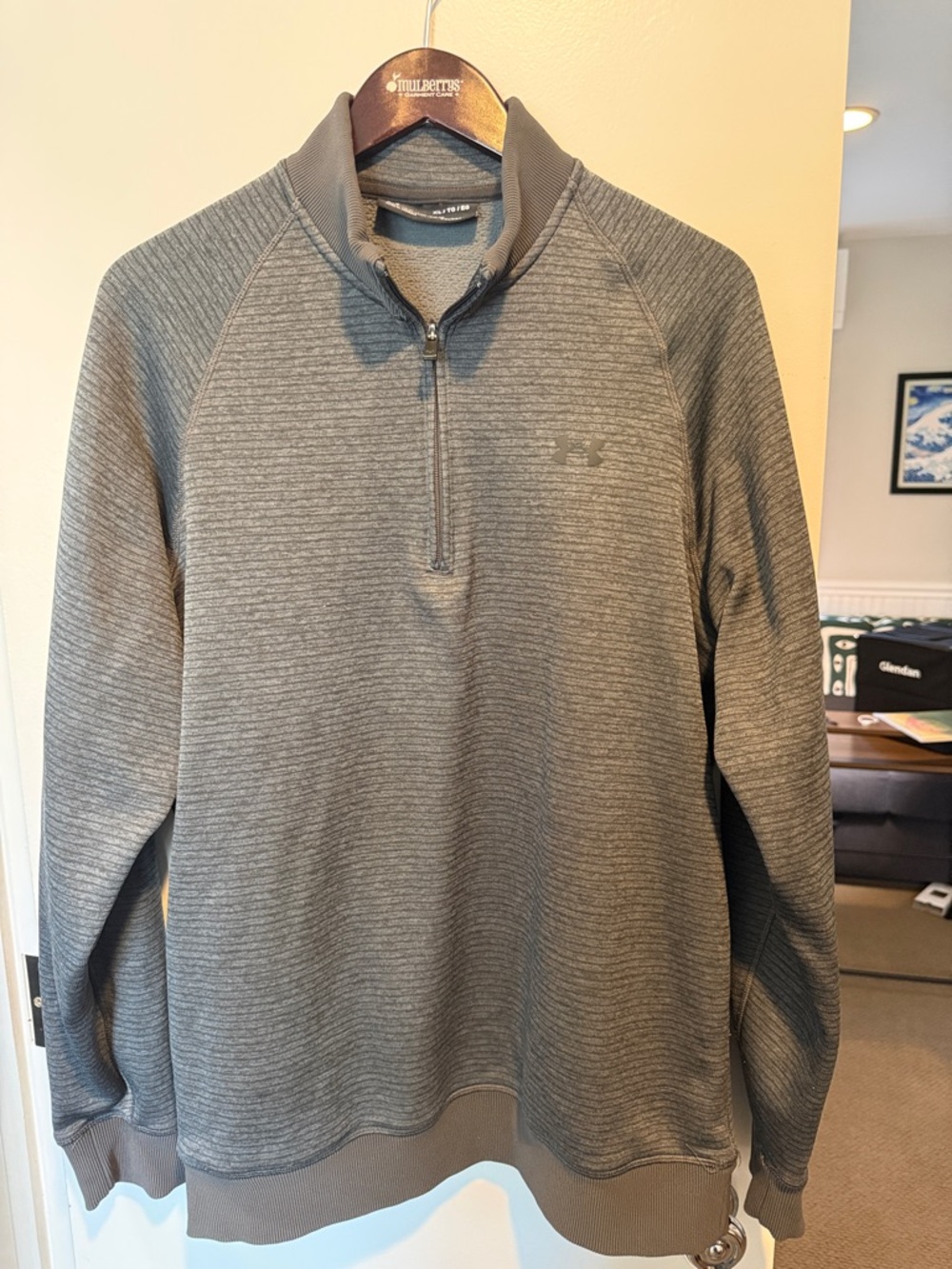 Under Armour Men's Gray Heather 1/4 Zip Performance Pullover